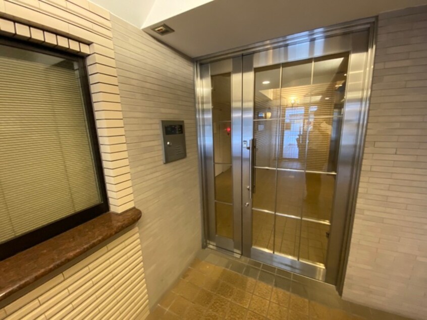 エントランス部分 竹鼻ハイツ