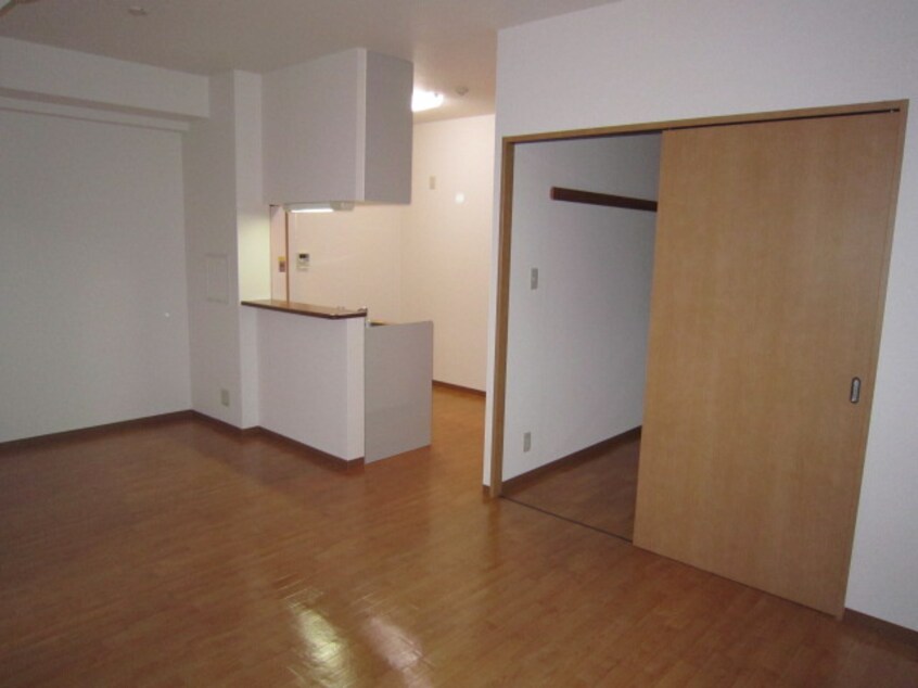 内観写真 ラ・ファミリア豊中