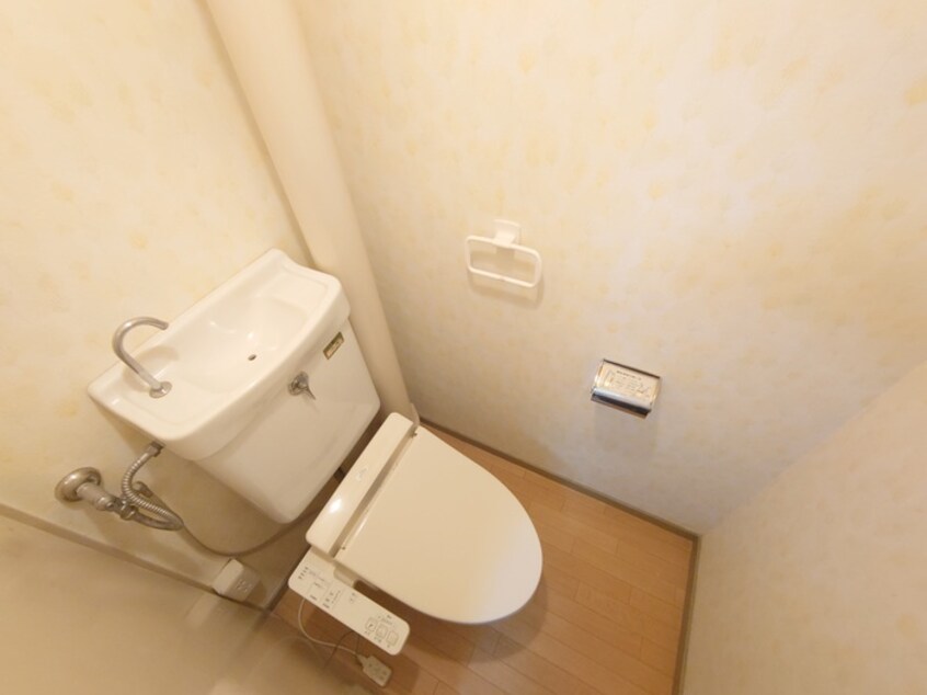 トイレ ﾒｶﾞﾛｺｰﾌﾟ平野2号棟(650)