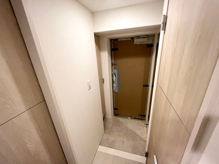 玄関 トリアノン塚口