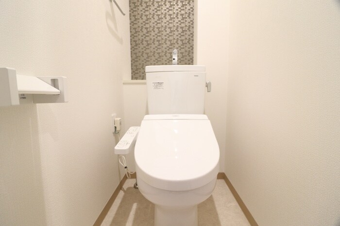 トイレ ＬｅＣＩＮＱ尼崎東