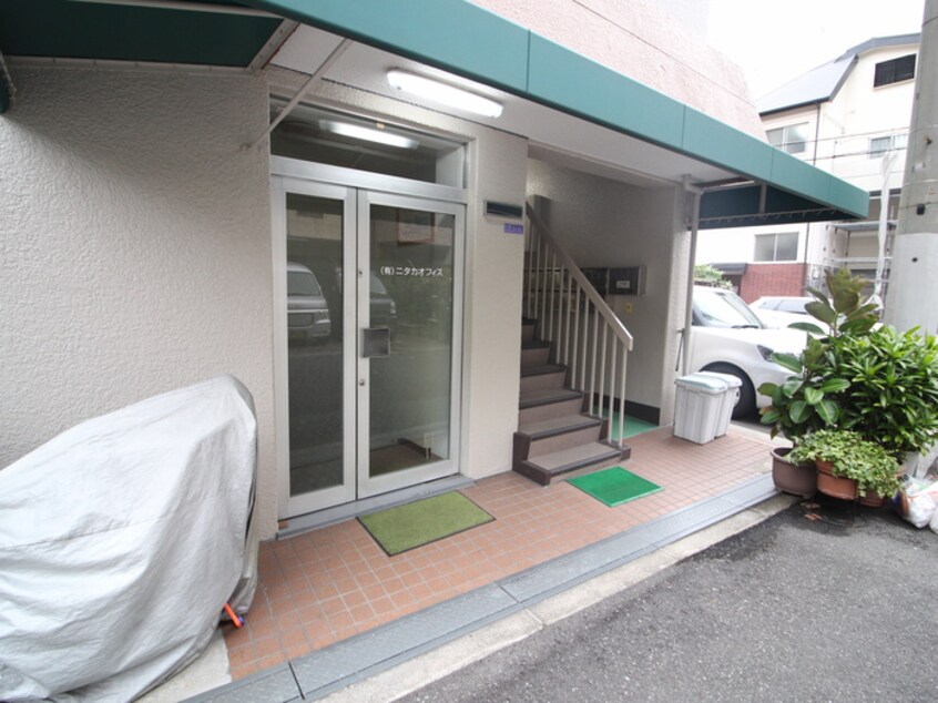 エントランス部分 ニタカマンション