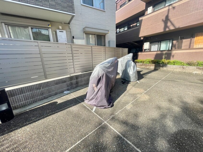 バイク置き場 ルシエル