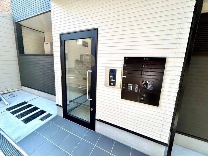 エントランス部分 シナジーコート十三東