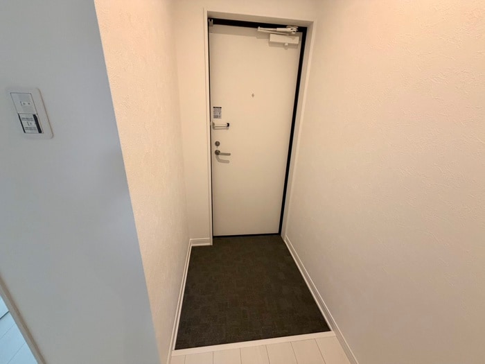 玄関 シナジーコート十三東