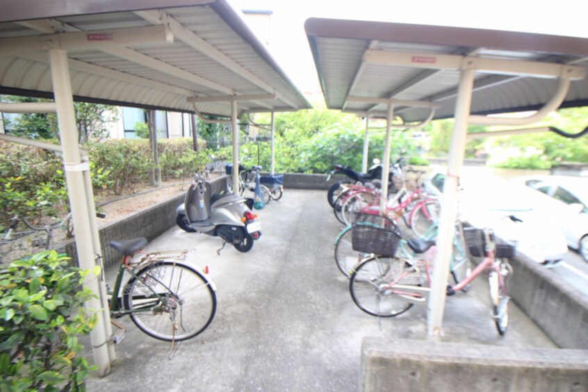 駐輪場 グランプレジール