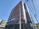 セレニテ江坂エクラの外観
