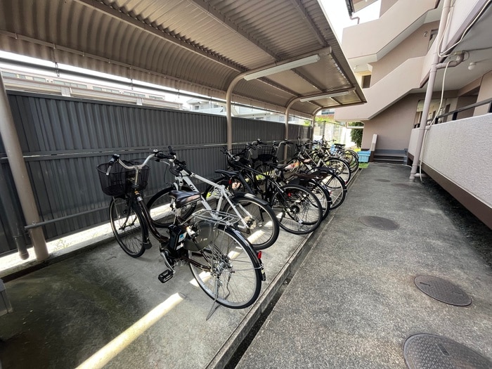 駐輪場 エスポワ－ル