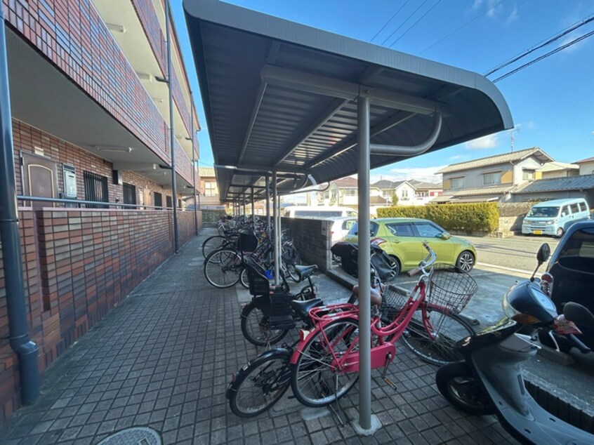 駐輪場 ラ・ルミエ－ル