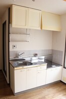 キッチン サンシティ－西大路