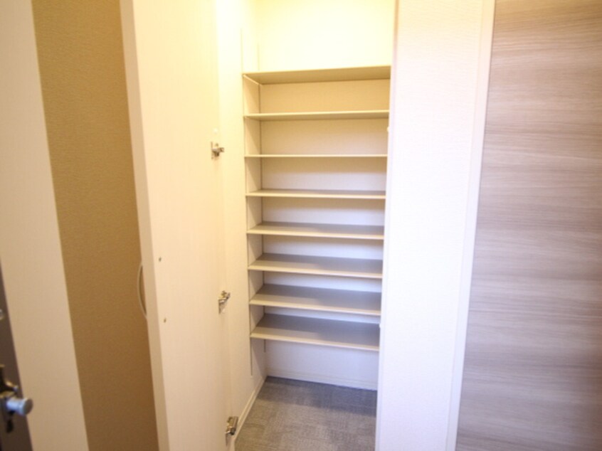 靴箱 コーポ大敬Ⅲ　Ｂ棟