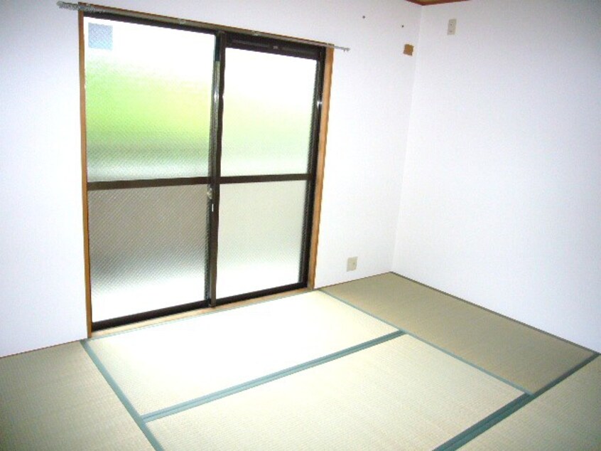内観写真 プルミエール園田