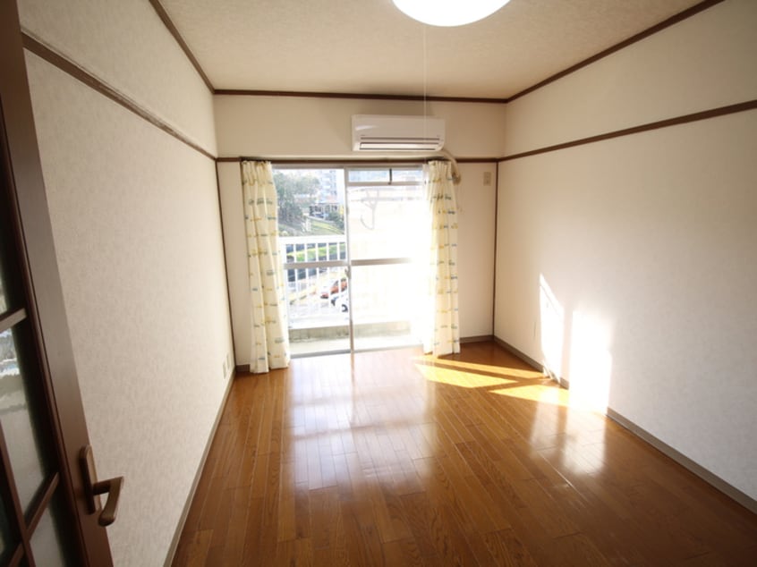 居室 ｼｬﾄｰ野間