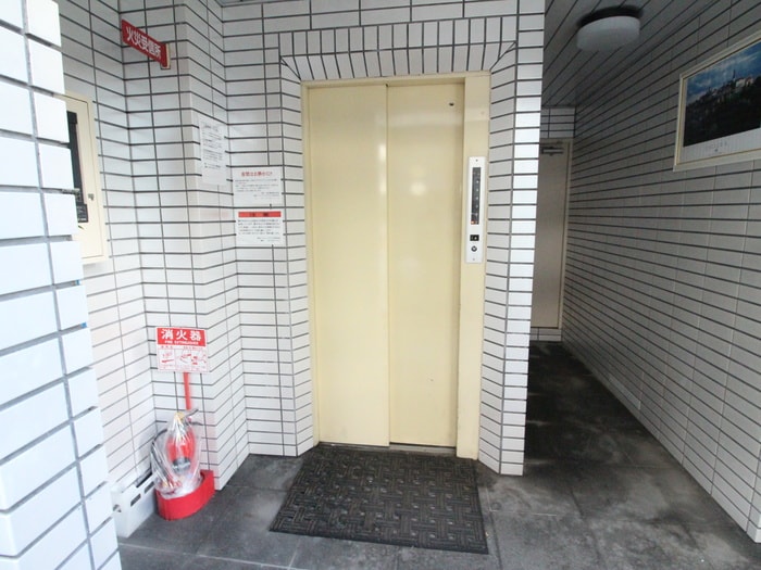 建物設備 スペ－スシャト－中津