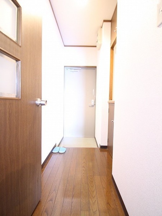 玄関 Whisker31