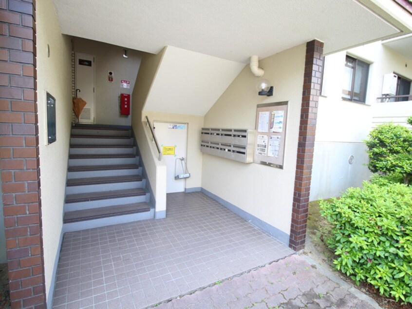 エントランス部分 フォルク北千里Ｂ棟