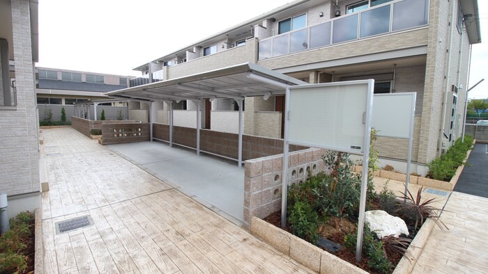 駐輪場 ヴラン・デュオA