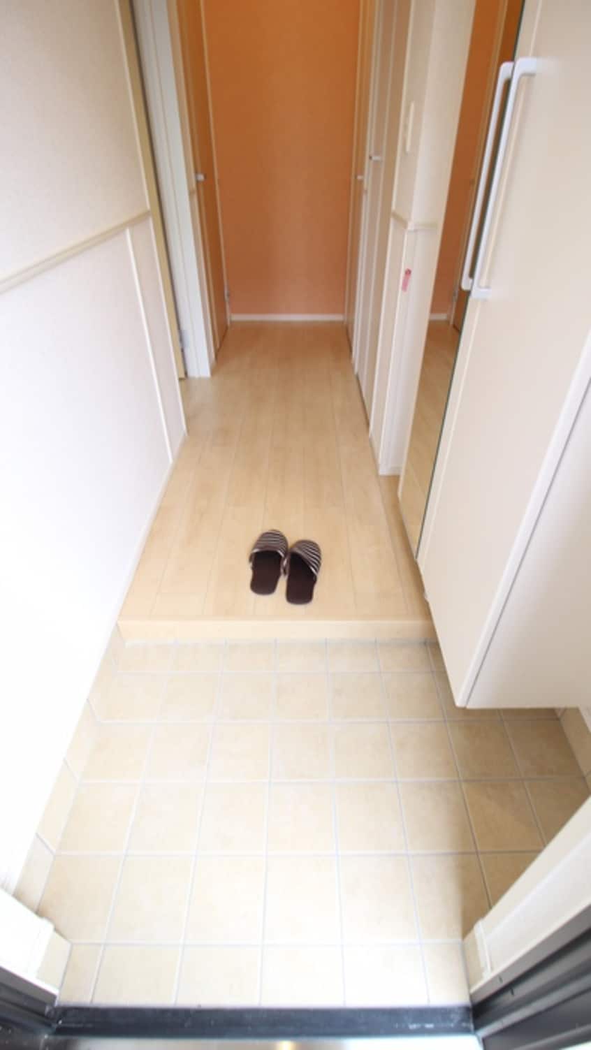 玄関 ヴラン・デュオA