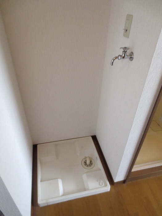 洗濯機置場 岩本マンション