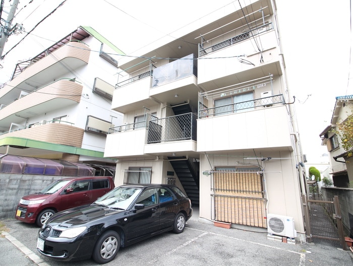 外観写真 アストラハウス