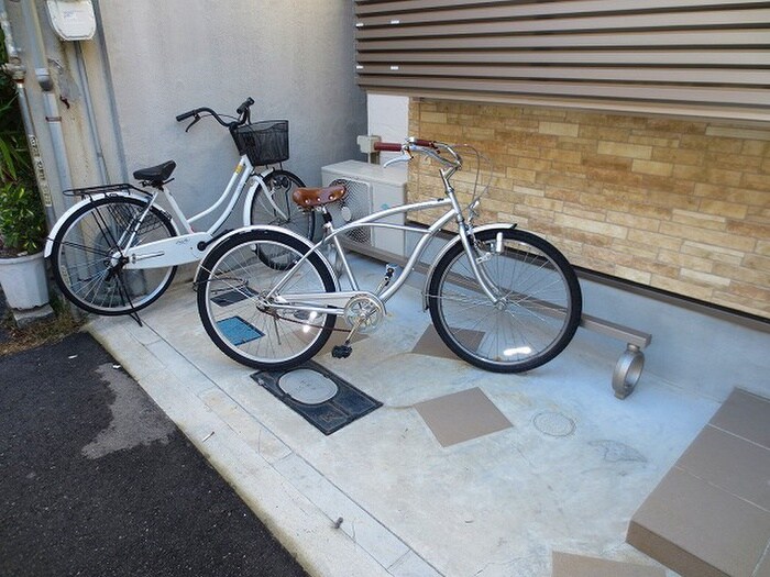 駐輪場 レジデンス西三国