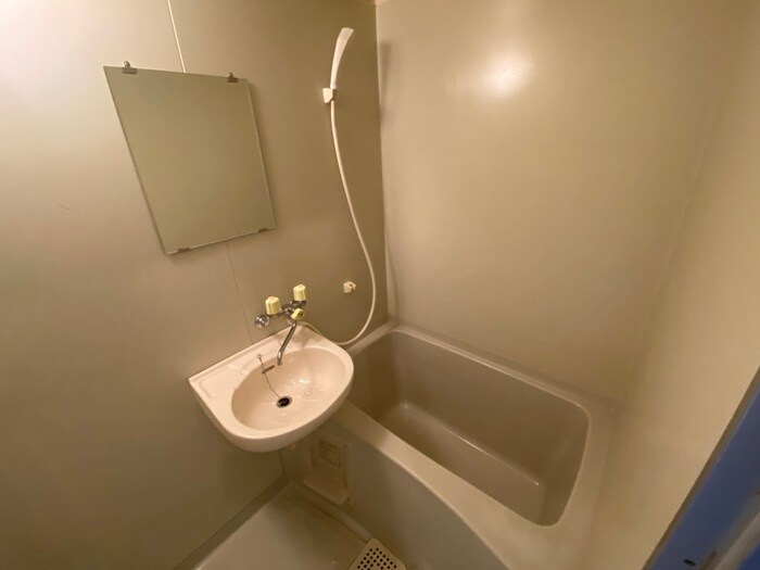 バス／シャワールーム等 チェリーハイム河原