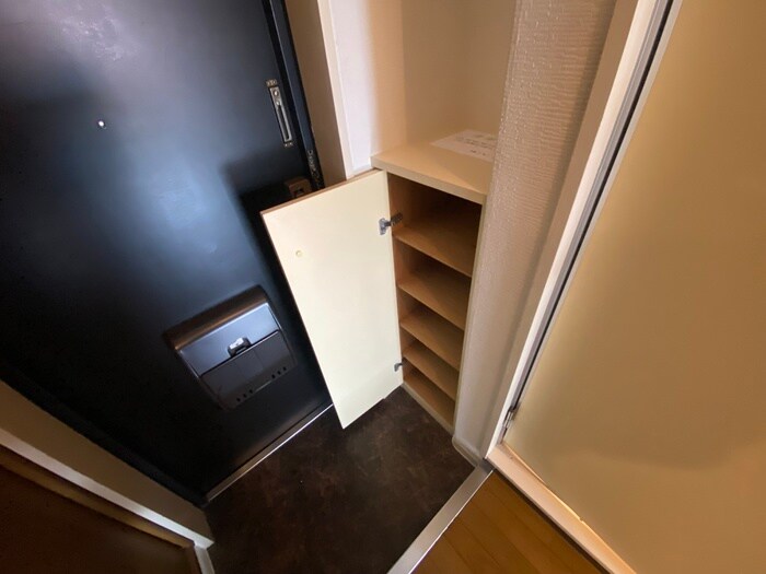 靴箱 チェリーハイム河原