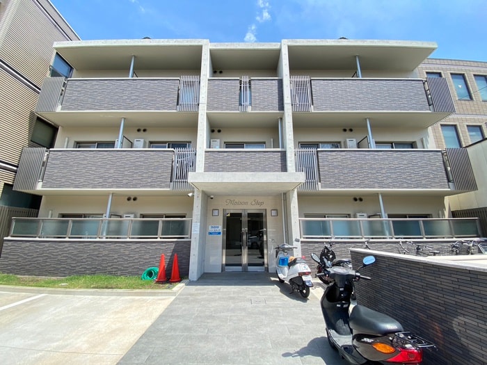 エントランス部分 メゾン・ステップ