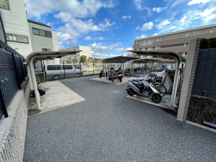 駐輪場 ｸﾚｱｰﾄｱﾄﾞﾊﾞﾝｽ北大阪(607)