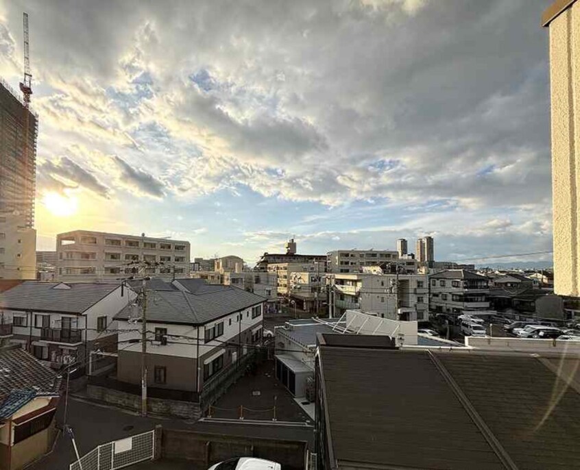 室内からの展望 ニュ－シビックハイム