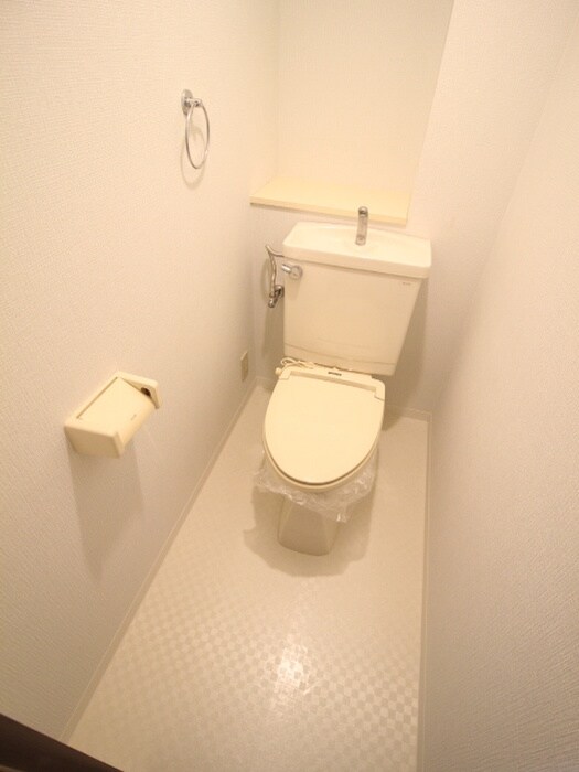 トイレ ア－デル山本