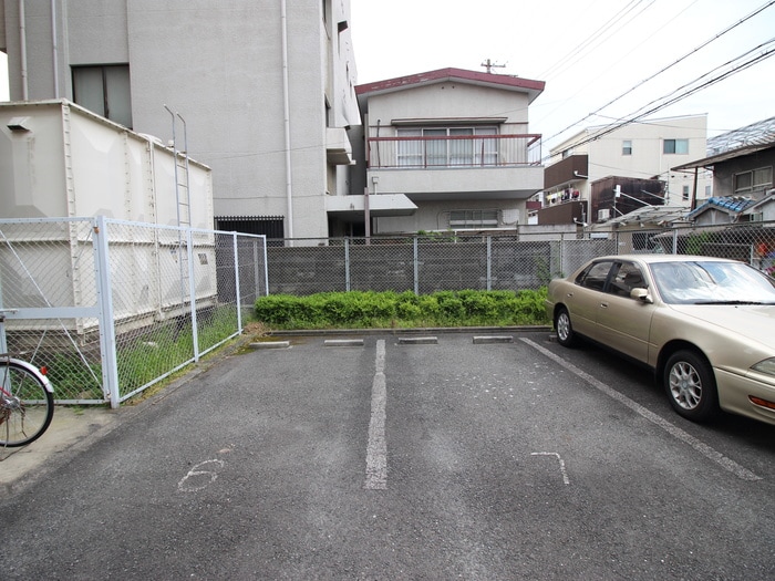 駐車場 パールハイツ平野