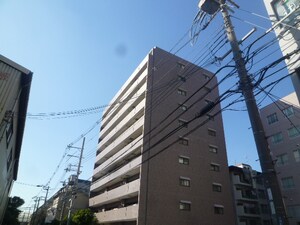 リ－ガル江坂(203)