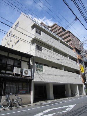 六角ハイツ