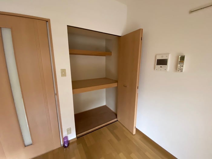 収納 エル･セレ－ノ九条