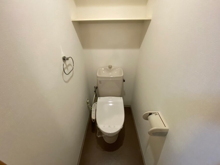 トイレ エル･セレ－ノ九条