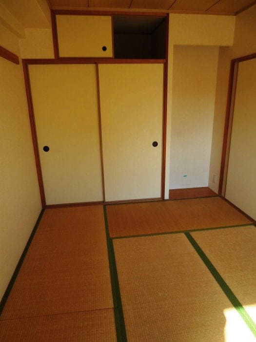 居室 ｸﾞﾚｲｽｹﾔﾑﾗ