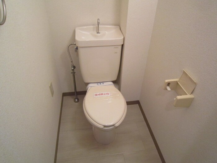 トイレ ファミ－ユ南摂津