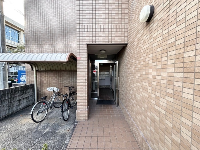 エントランス部分 ア－バンハイツ竹の内