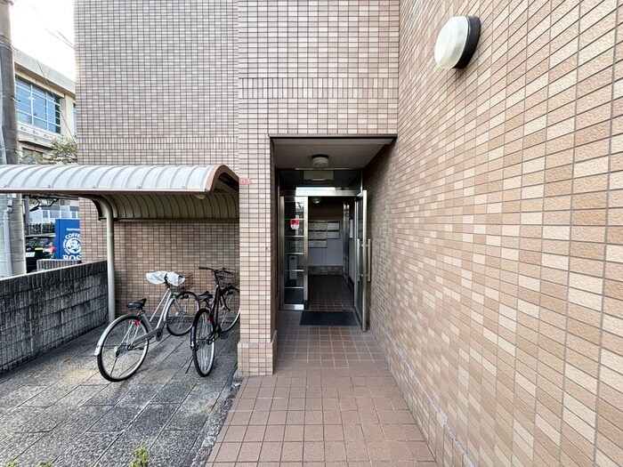 エントランス部分 ア－バンハイツ竹の内