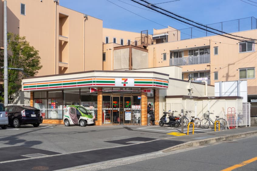 セブン-イレブン 高槻竹の内町店(コンビニ)まで260m ア－バンハイツ竹の内