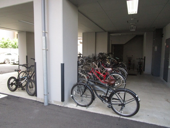 駐輪場 ノルデンハイム天神橋アドバンス