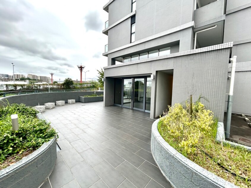 エントランス部分 カサルテ吹田青葉丘