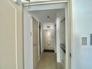廊下 シャトラン弓木一番館
