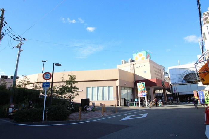 ライフ中加賀屋店(スーパー)まで140m ハイムヤマウチ