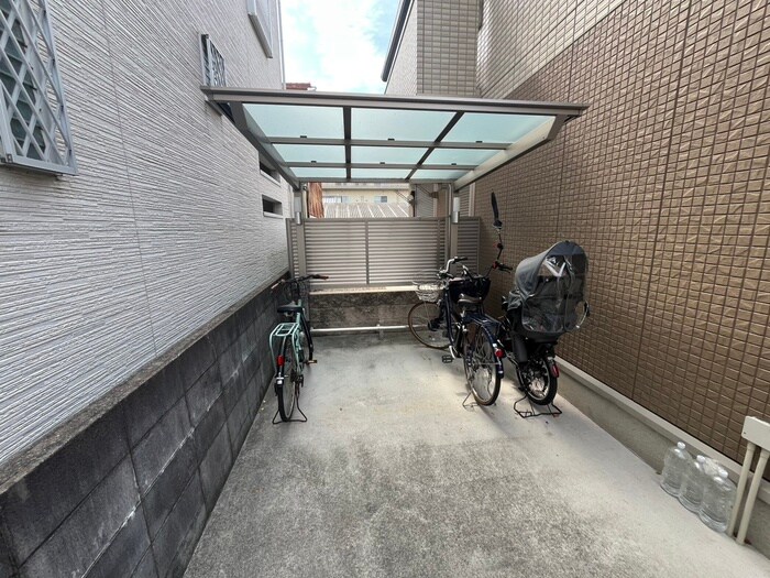 駐輪場 コンフォルト苅田