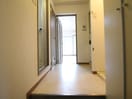 玄関 シャトラン弓木三番館