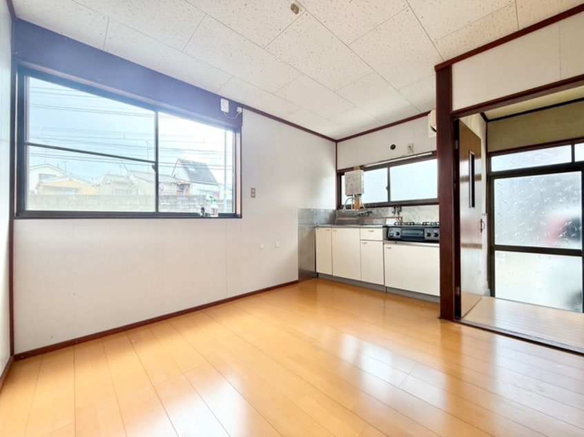 居室 小倉町西山11-113貸家