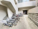 駐輪場 リヴェール綾堀川