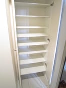 靴箱 リヴェール綾堀川